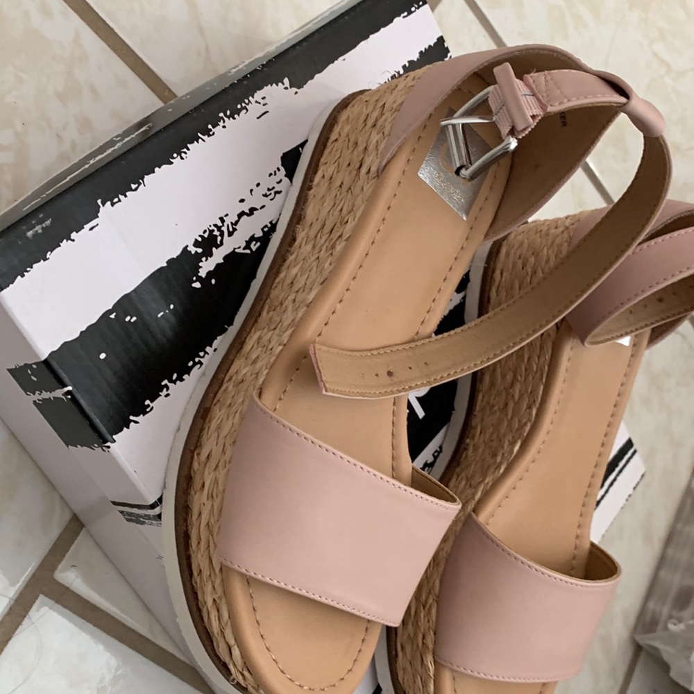 Dolce vita wedges